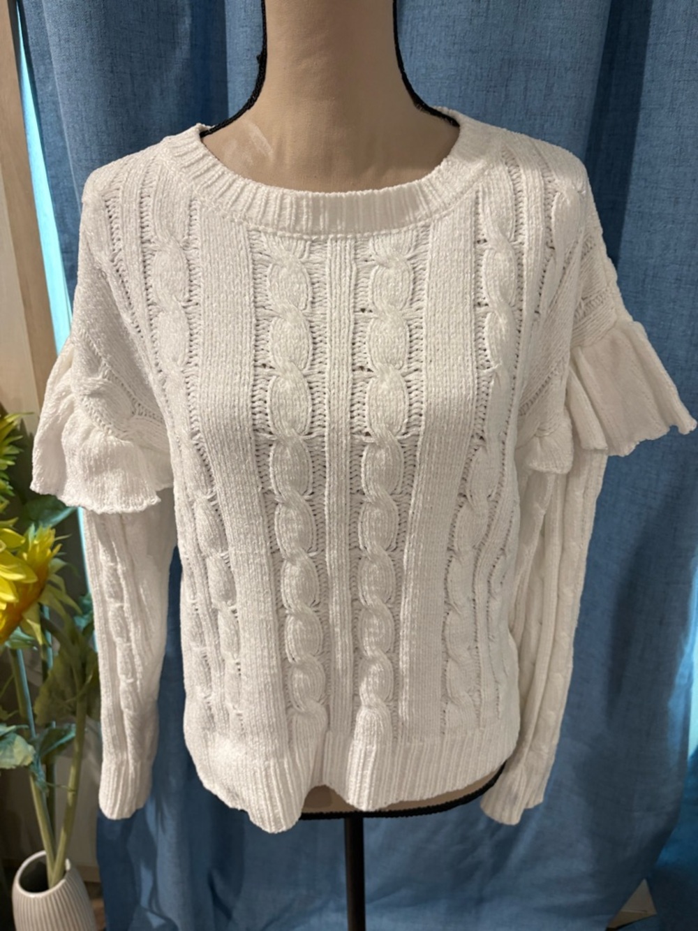 Sugarlips White Cable Knit Ruffle Sleeve Crew Sweater
